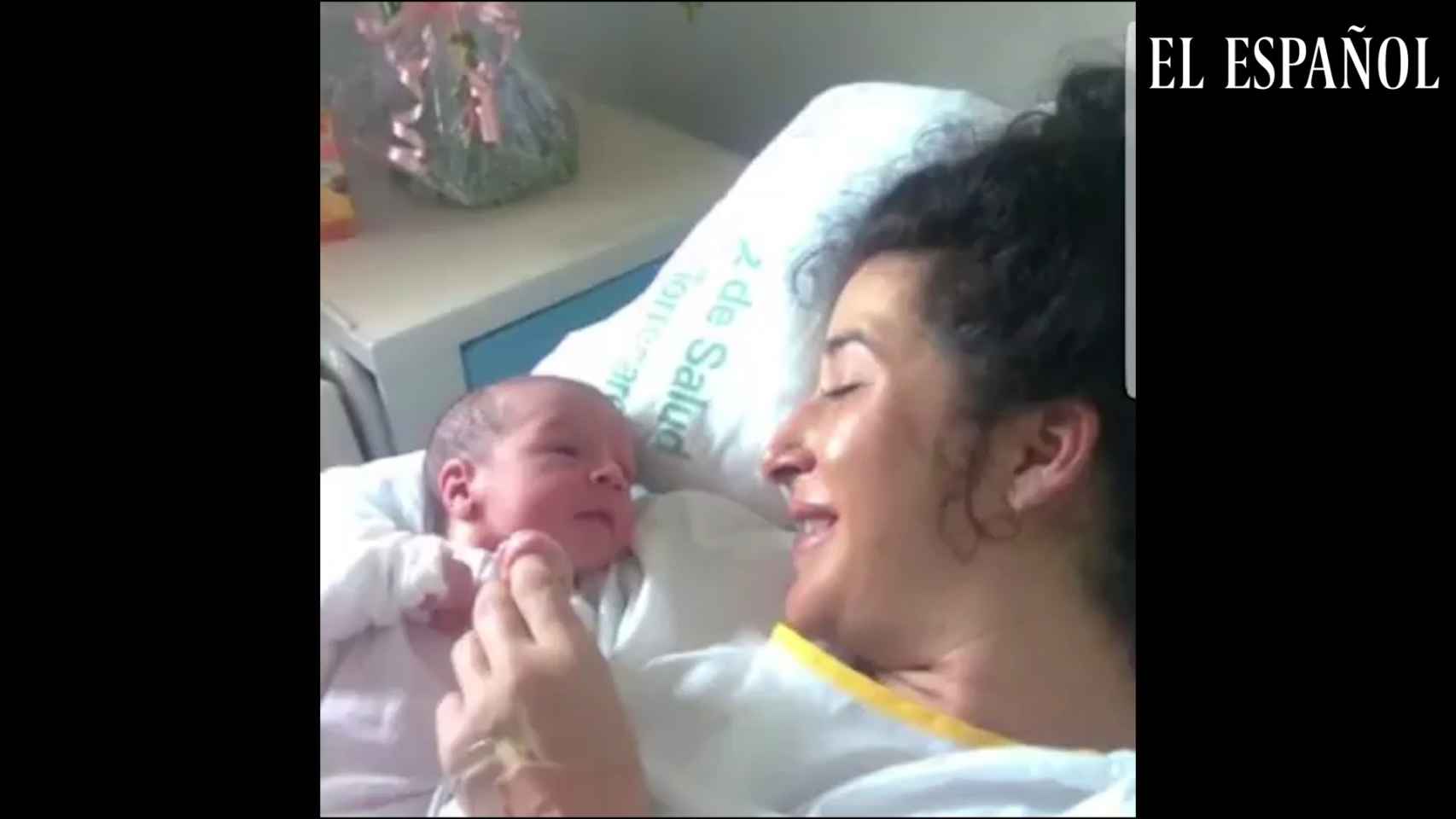 Gabriel y su madre, el vídeo que está haciendo llorar a España